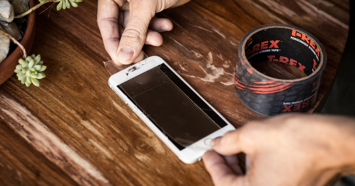 How To Repair A Cell Phone Screen with TRex® Tape TRex Tape